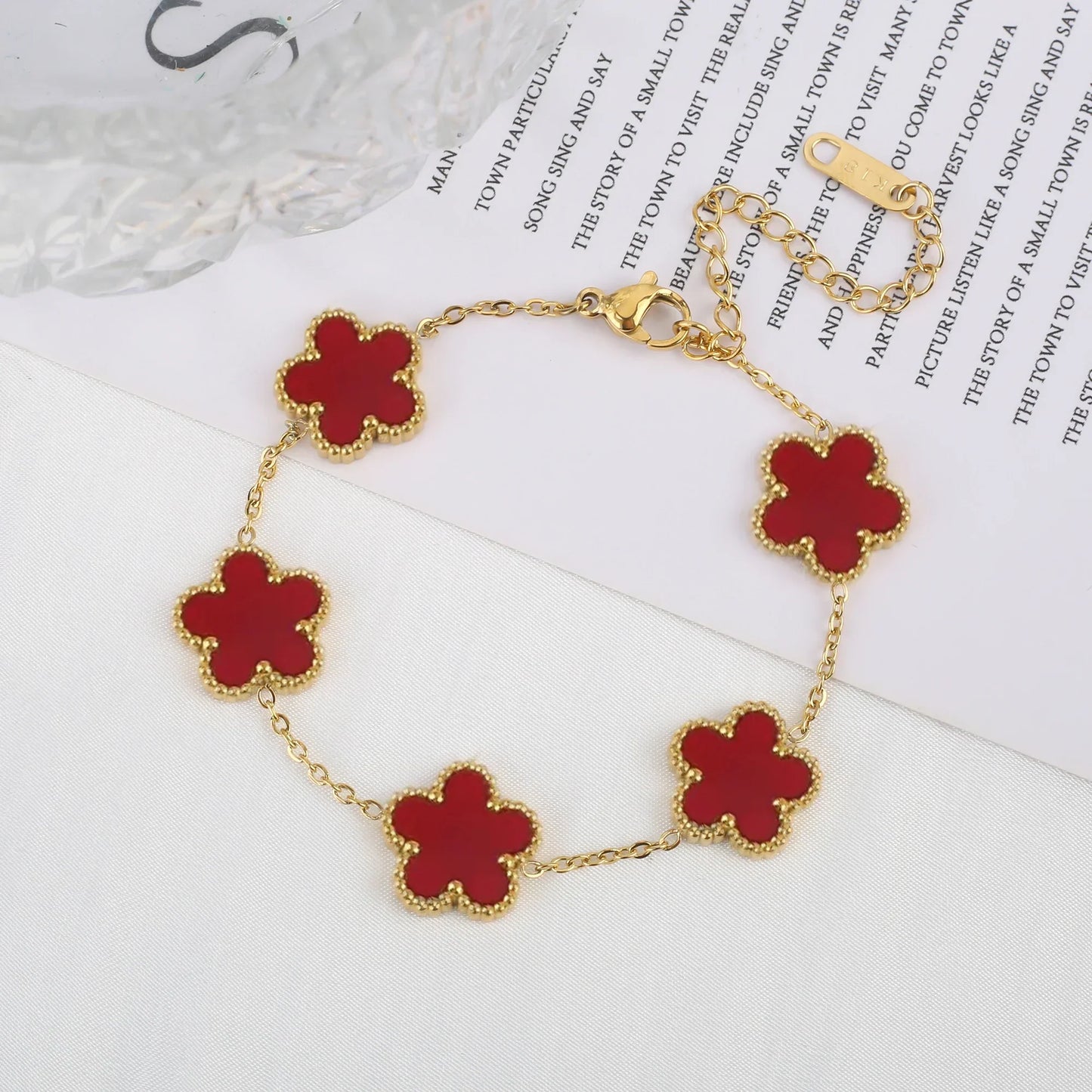Five Leaf Flower Stainless Steel Gold Plated Bracelet Jewelry for Women