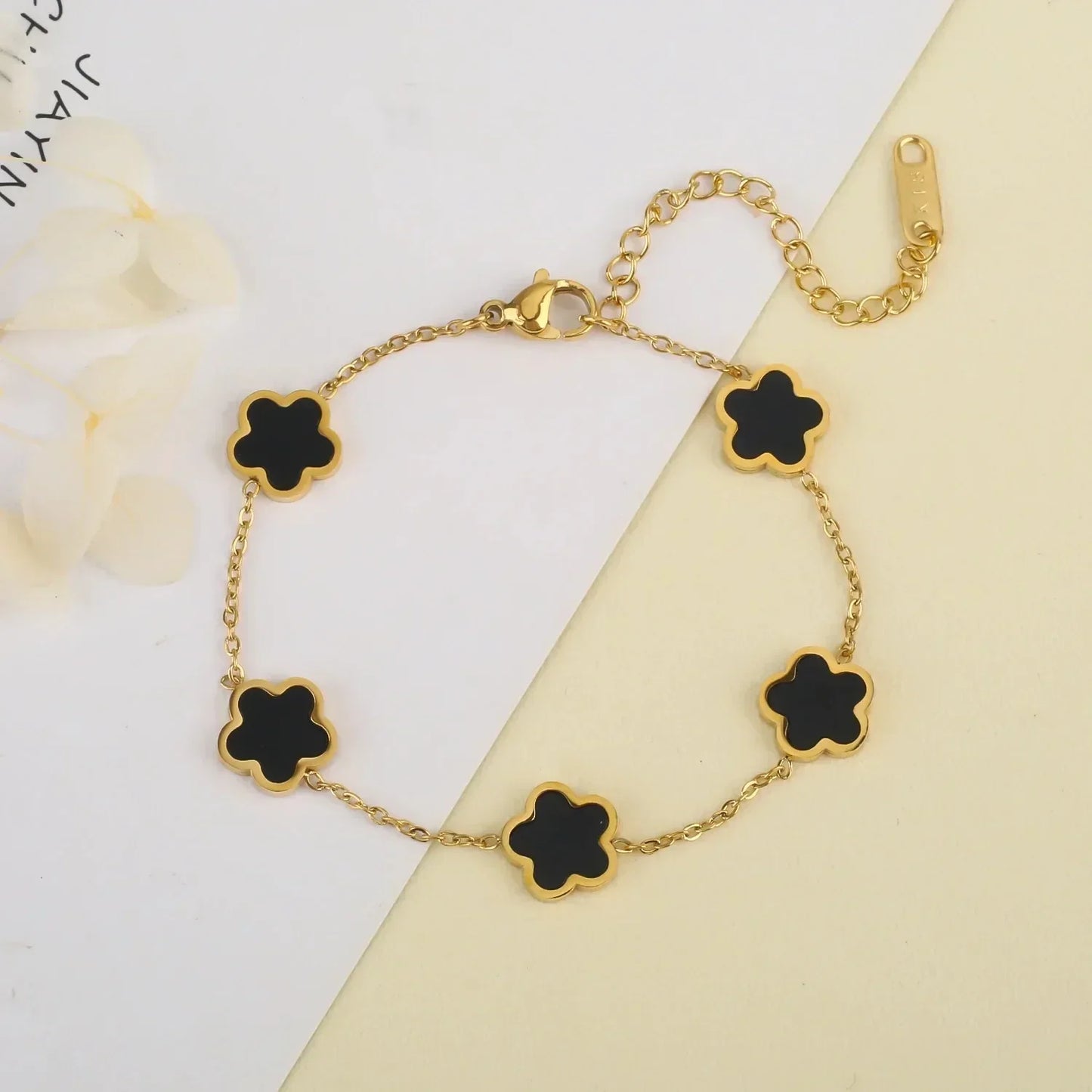 Five Leaf Flower Stainless Steel Gold Plated Bracelet Jewelry for Women