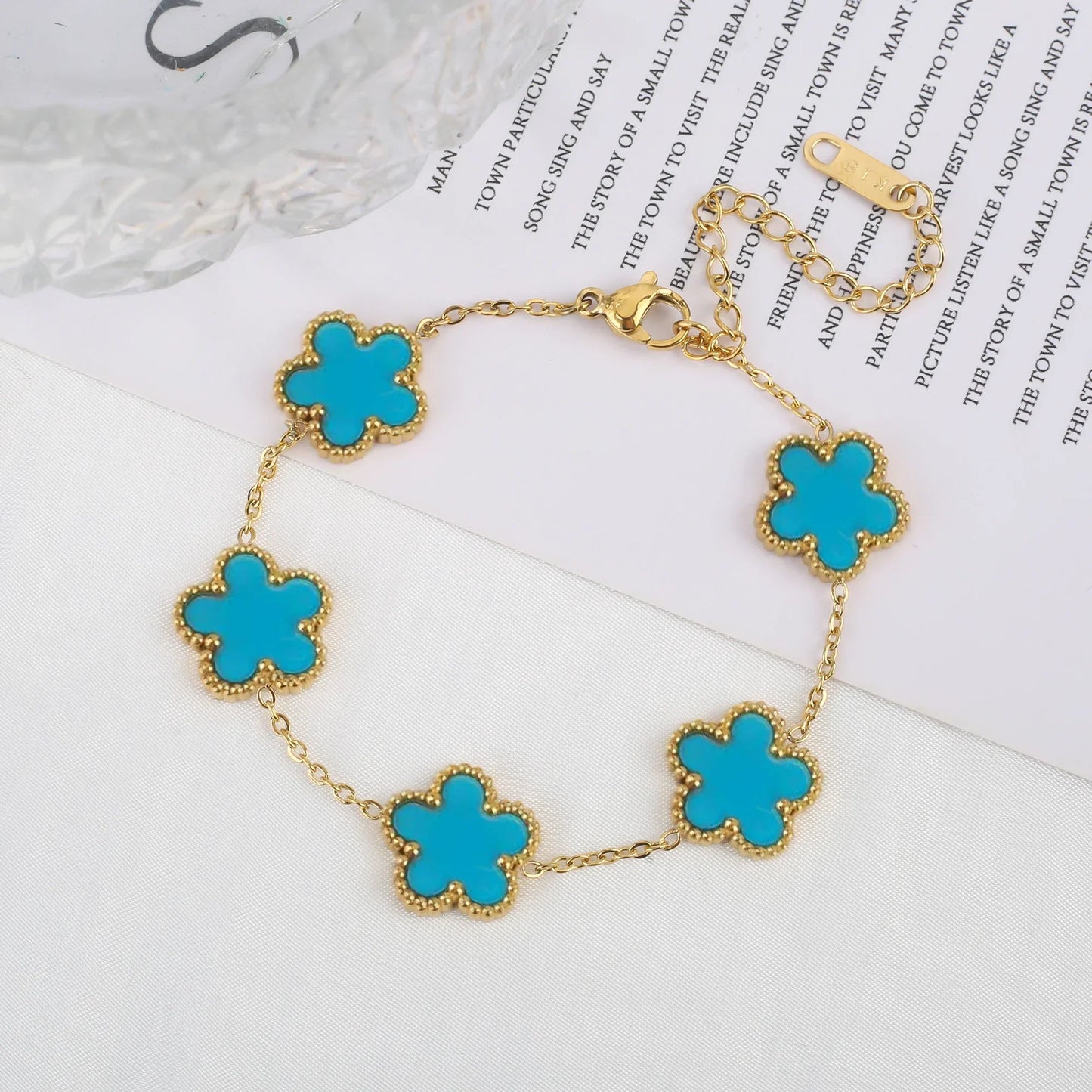 Five Leaf Flower Stainless Steel Gold Plated Bracelet Jewelry for Women