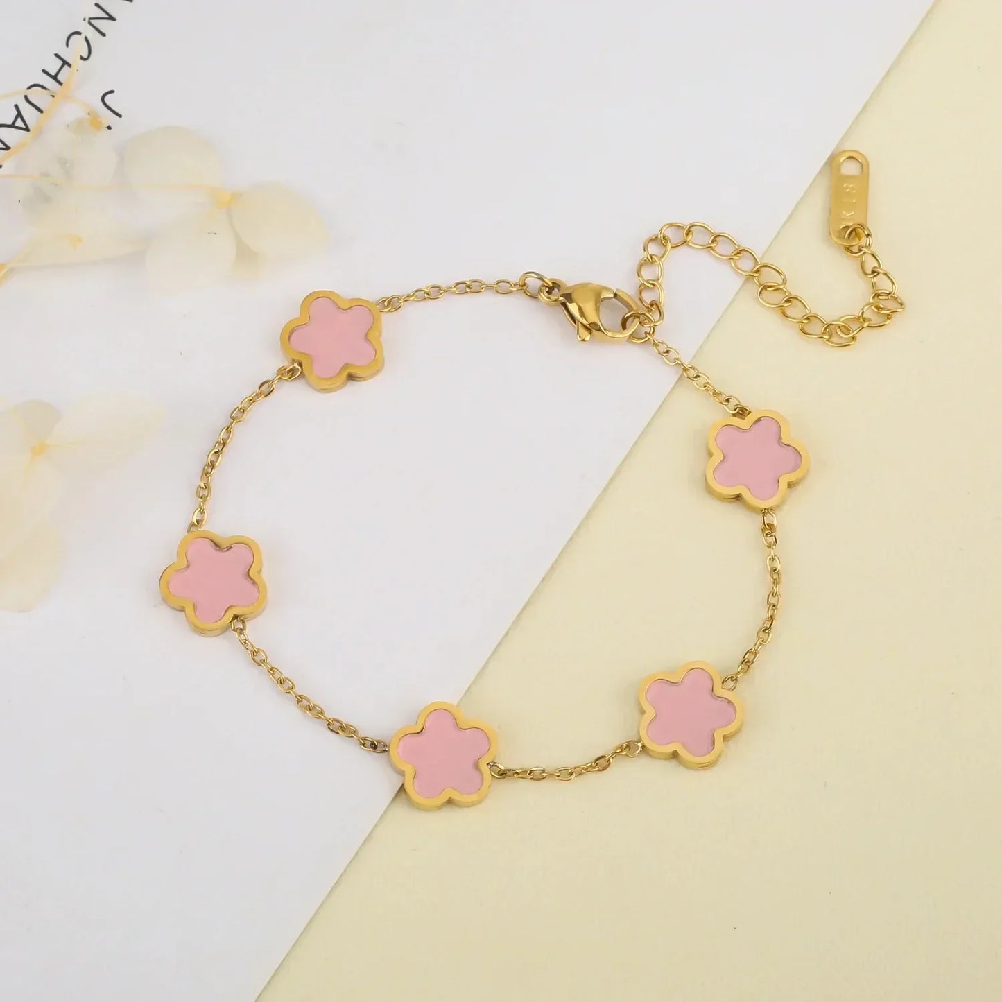 Five Leaf Flower Stainless Steel Gold Plated Bracelet Jewelry for Women