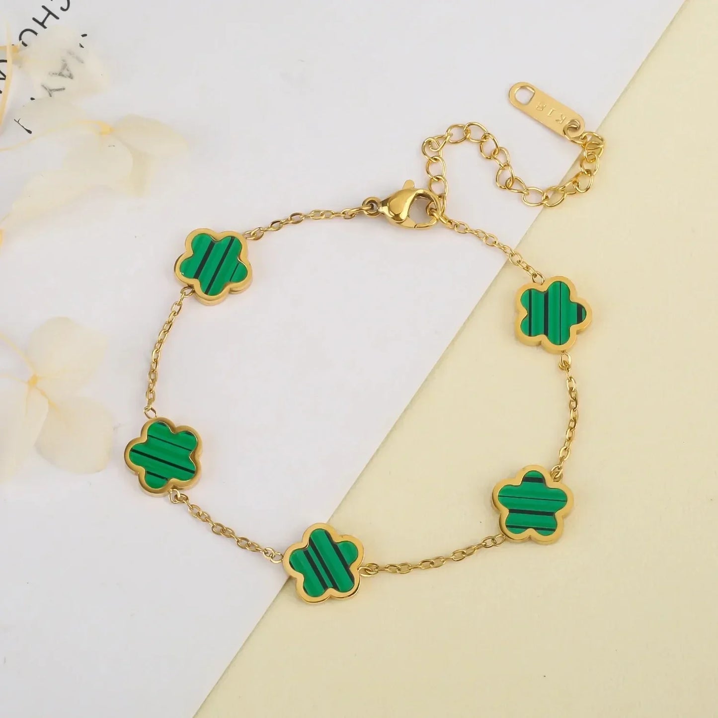 Five Leaf Flower Stainless Steel Gold Plated Bracelet Jewelry for Women