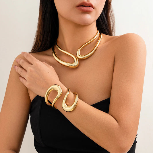 Bold Chunky Chain Choker – Adjustable Open Collar Necklace